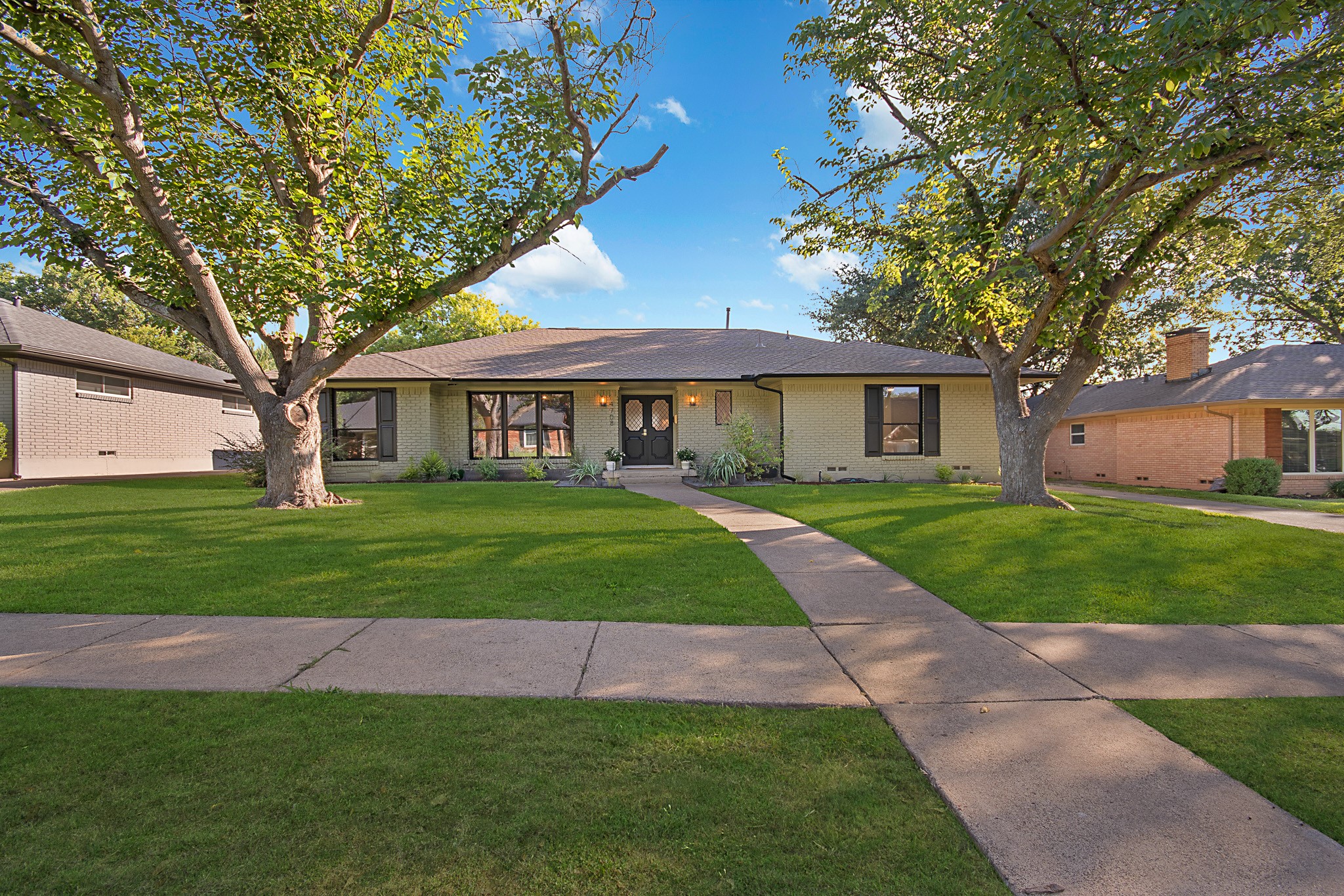 4708 Ridgelawn Drive Dallas TX 75214