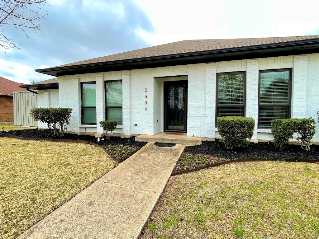 2504 Kingsridge Drive Dallas TX 75287