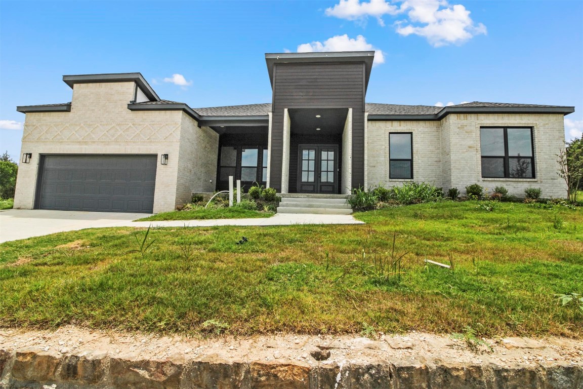 1000 Oak Creek Drive Hutchins TX 75141