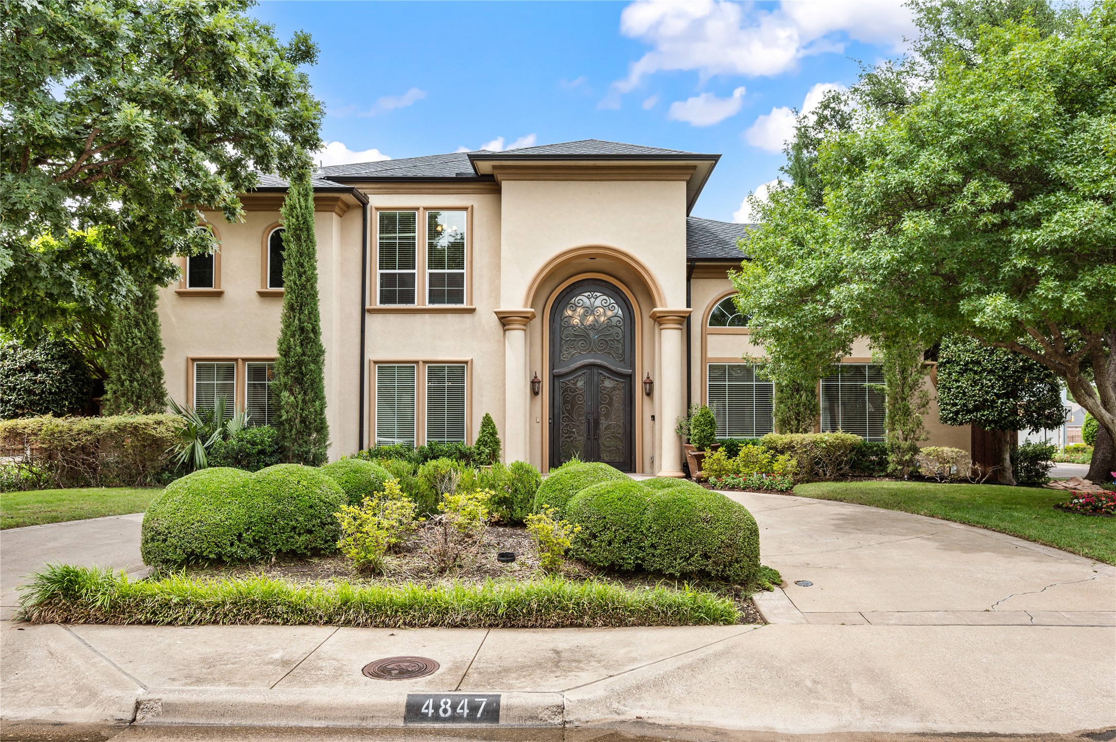 4847 Holly Tree Drive Dallas TX 75287