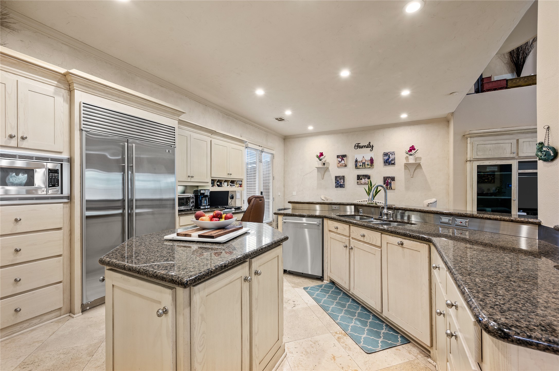4847 Holly Tree Drive Dallas TX 75287