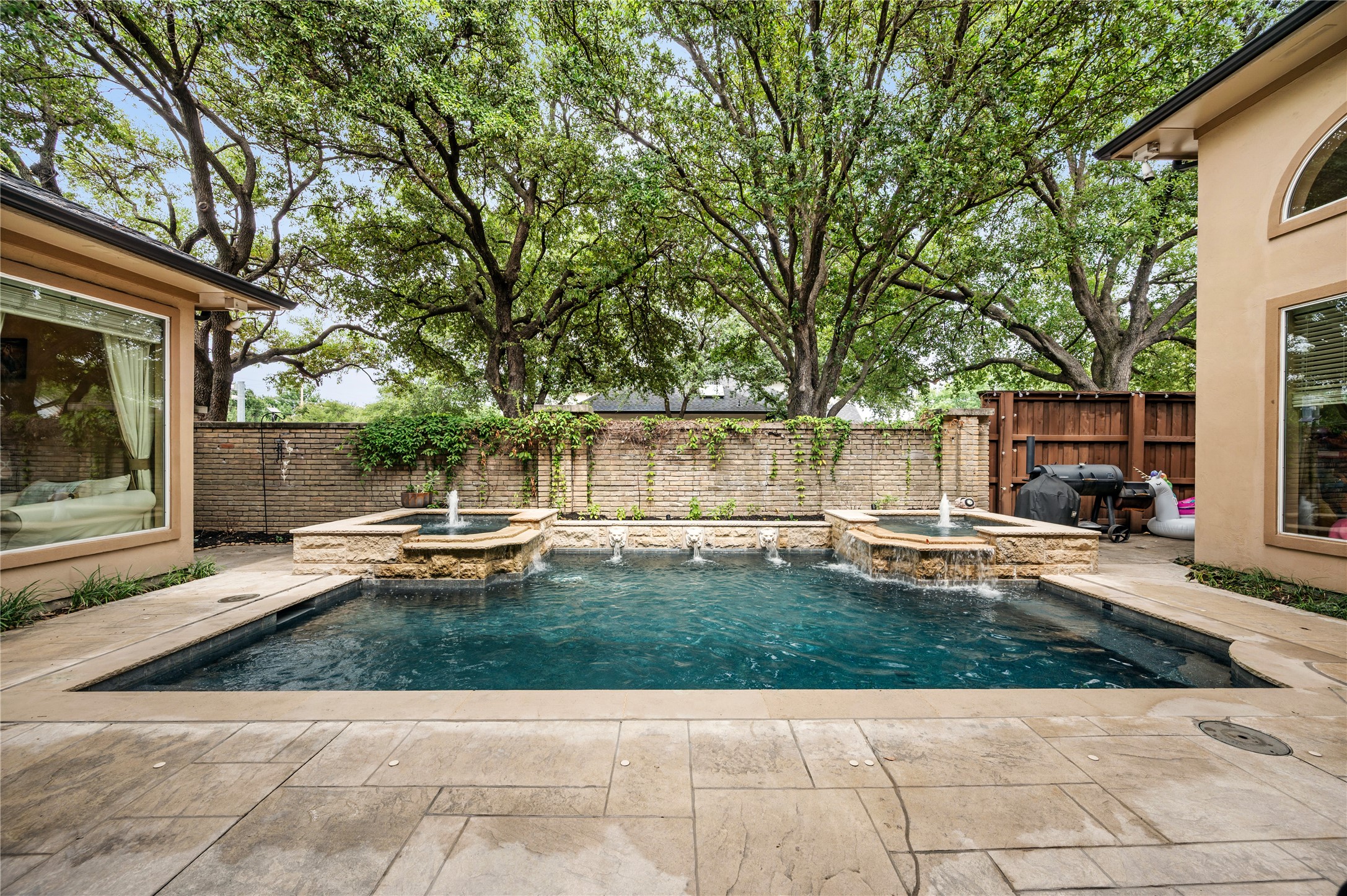 4847 Holly Tree Drive Dallas TX 75287
