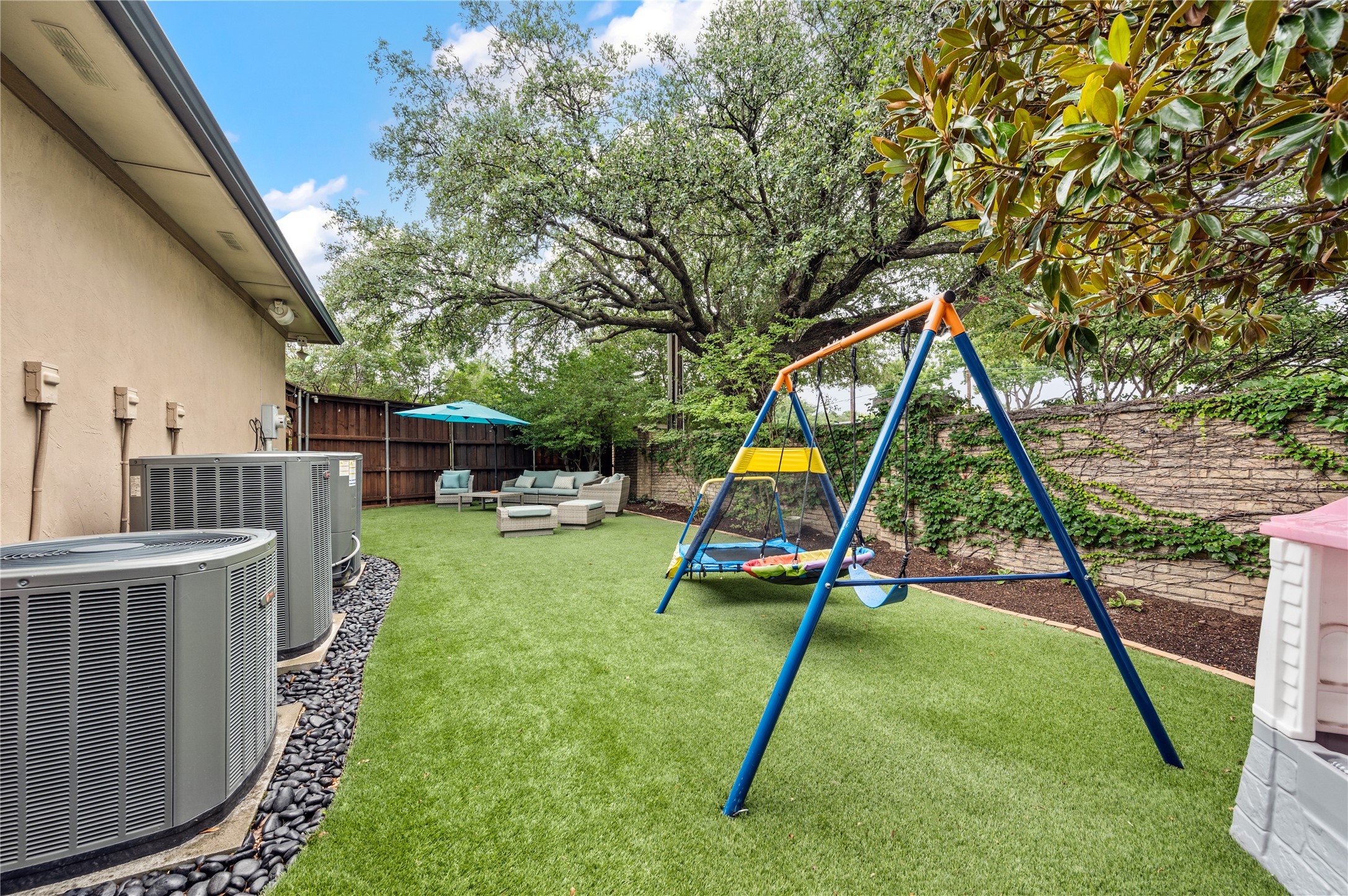 4847 Holly Tree Drive Dallas TX 75287