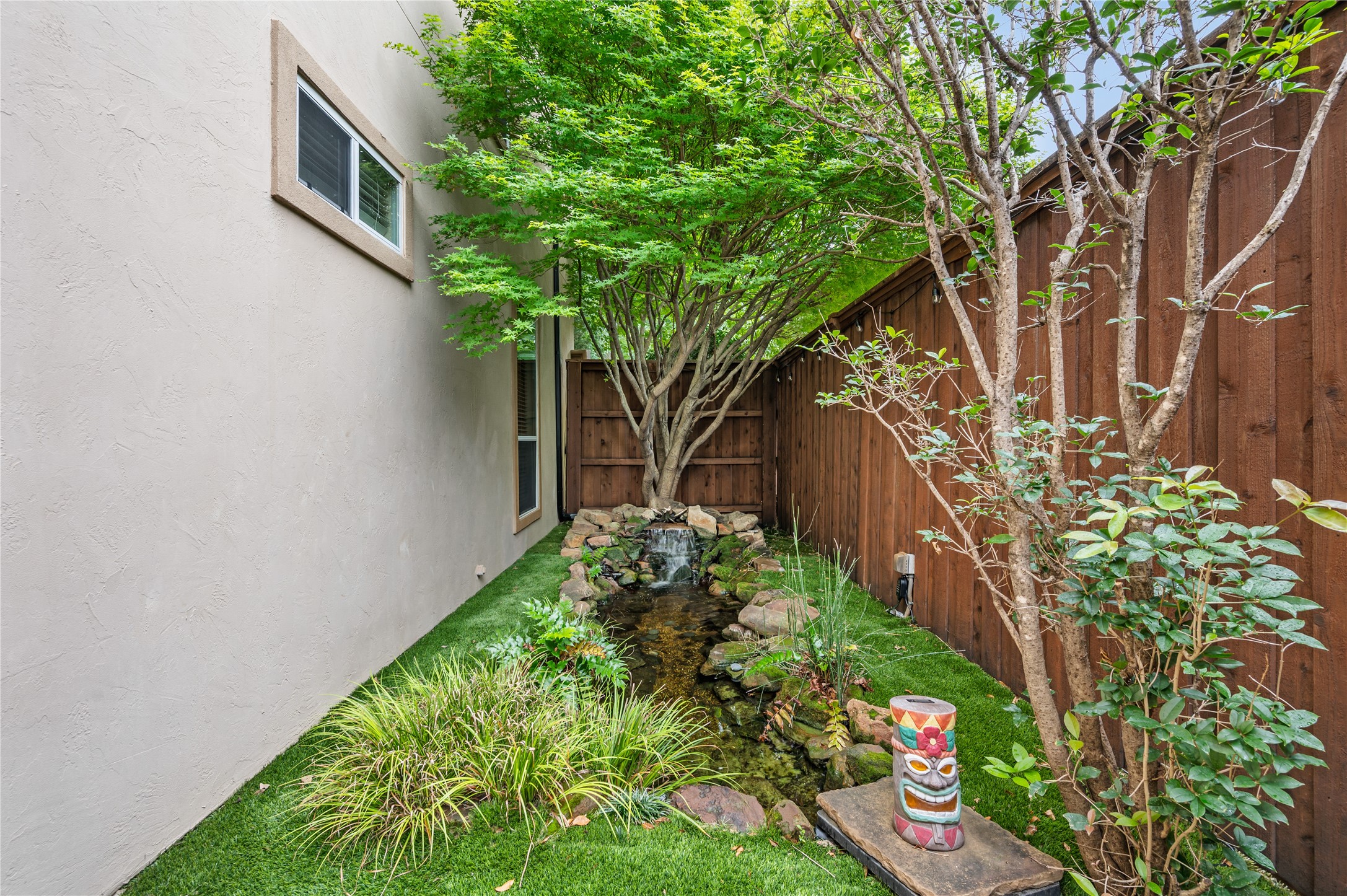 4847 Holly Tree Drive Dallas TX 75287