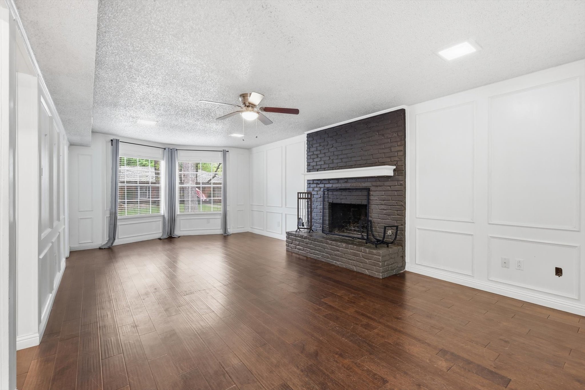 508 Country Green Lane Arlington TX 76011