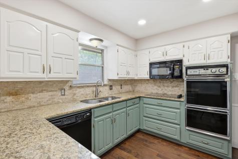 508 Country Green Lane Arlington TX 76011