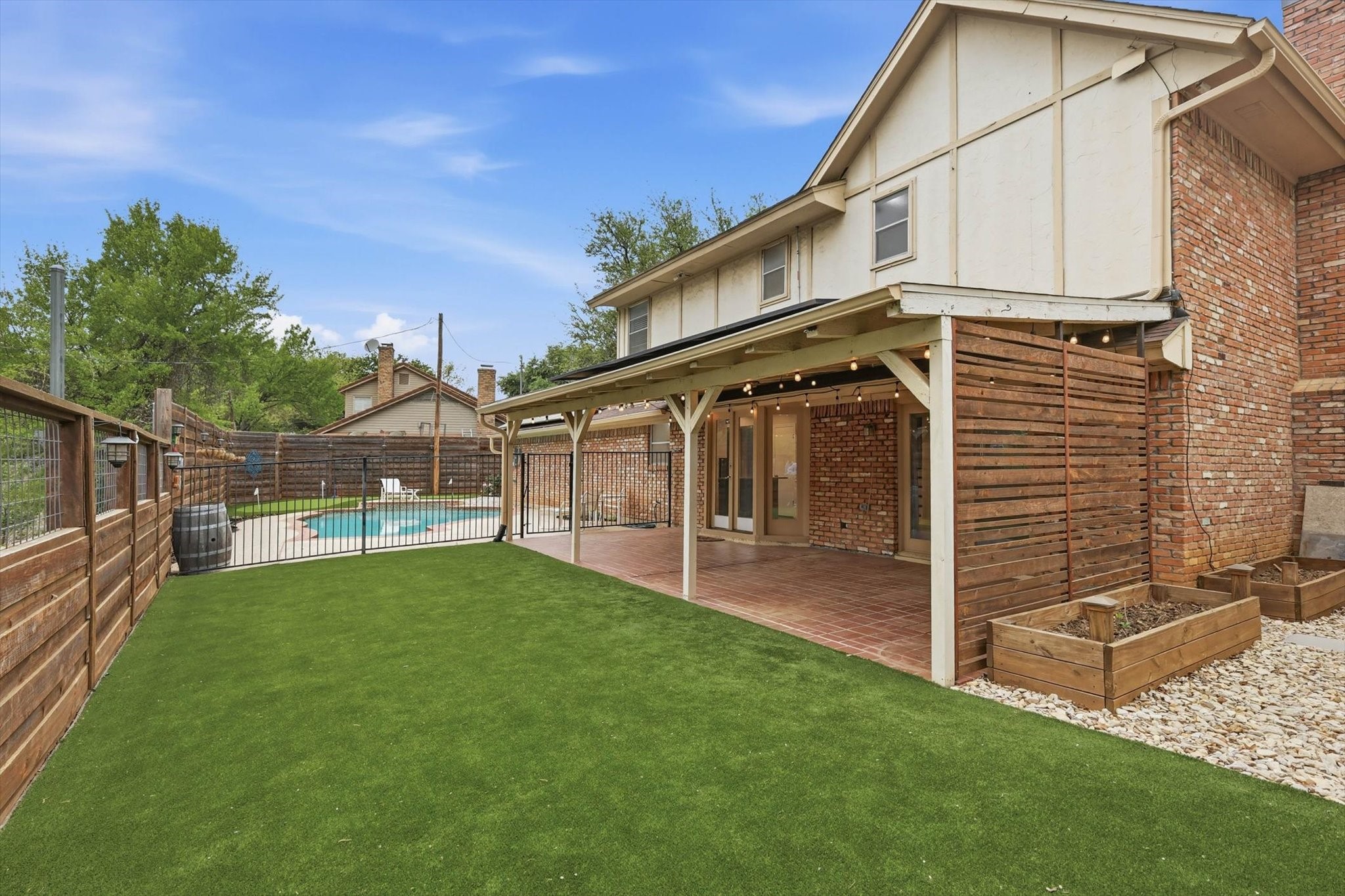 508 Country Green Lane Arlington TX 76011