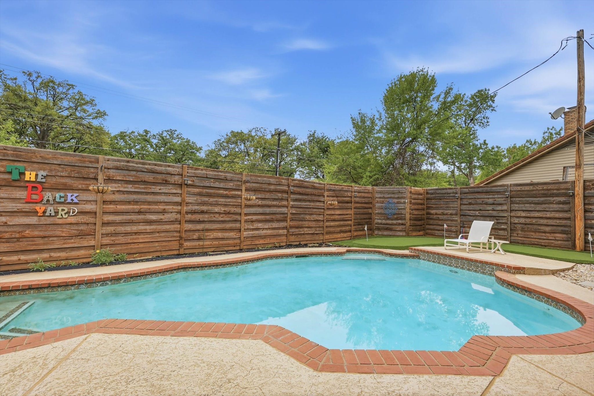 508 Country Green Lane Arlington TX 76011