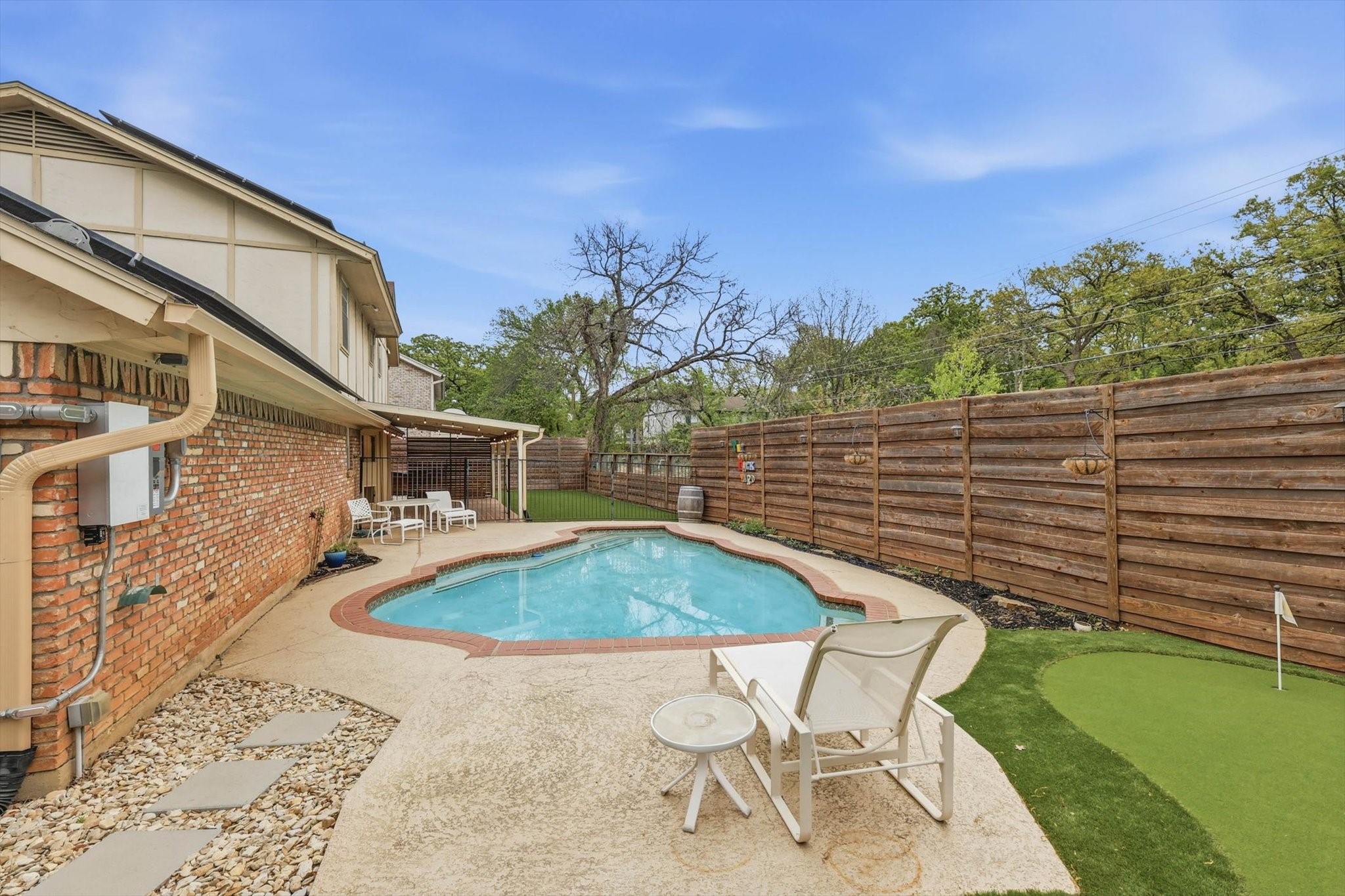 508 Country Green Lane Arlington TX 76011