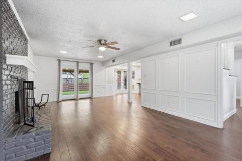 508 Country Green Lane Arlington TX 76011
