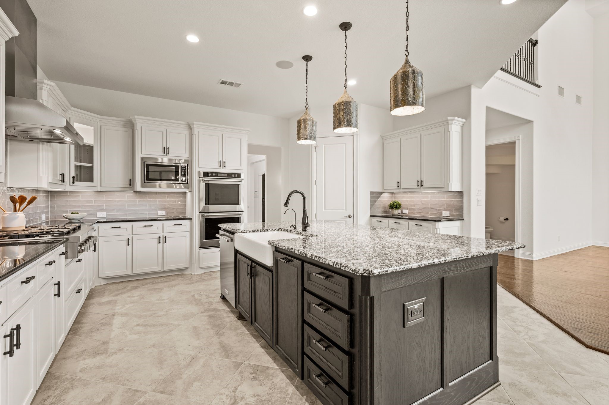 6809 Schubert Colleyville TX 76034