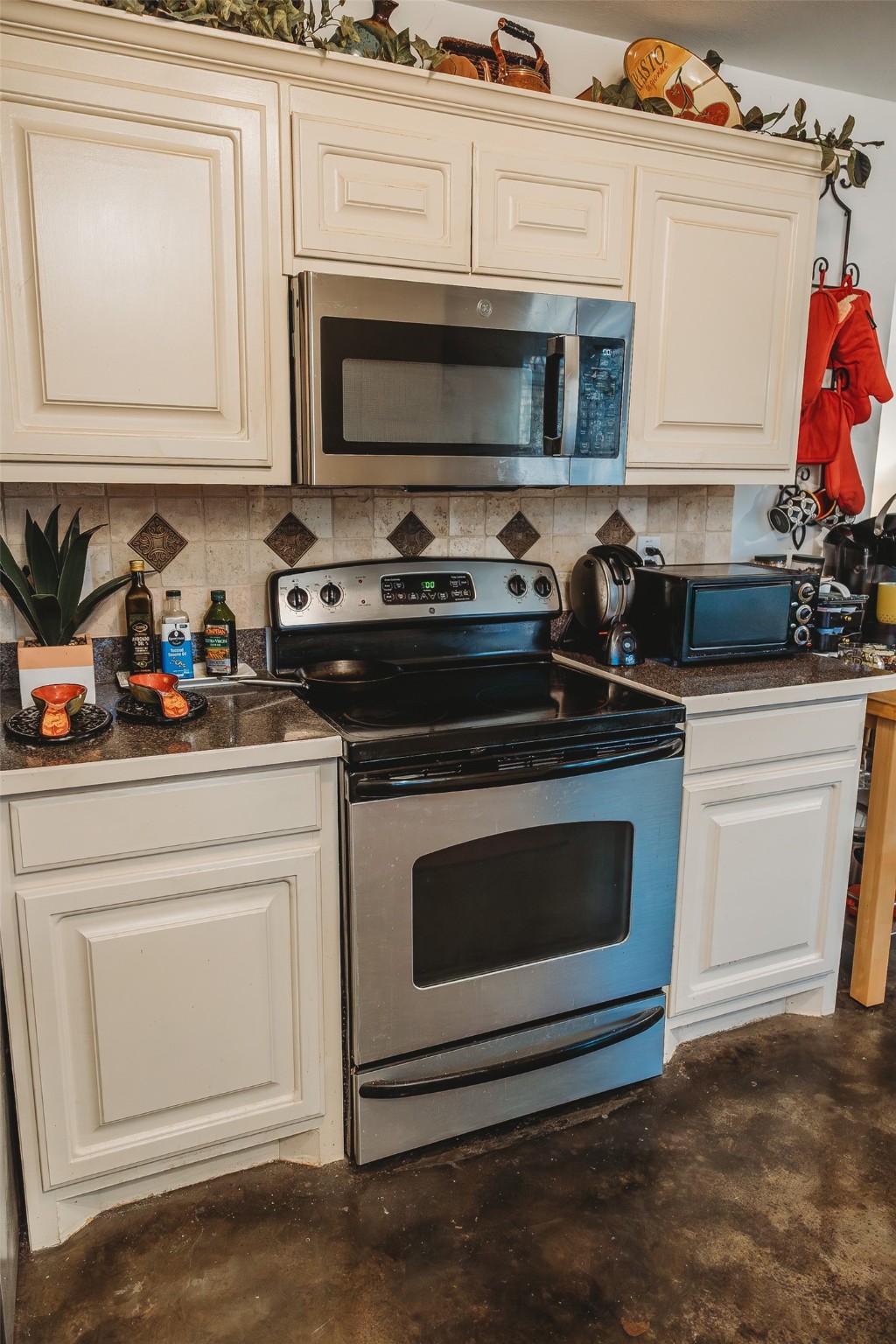 6078 E Line Road Whitewright TX 75491