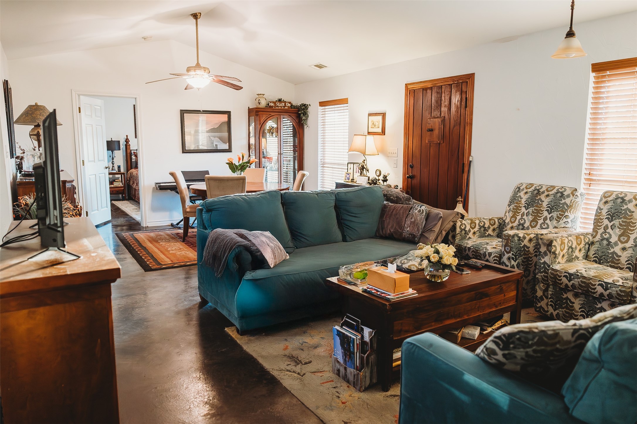 6078 E Line Road Whitewright TX 75491