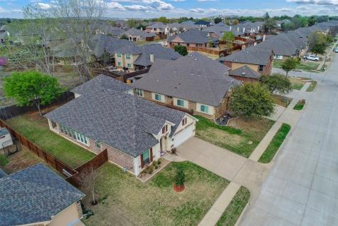 1008 Tara Drive Burleson TX 76028
