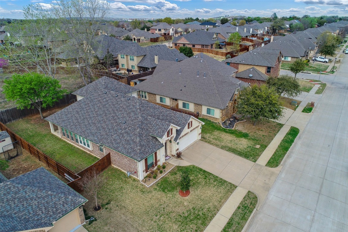 1008 Tara Drive Burleson TX 76028
