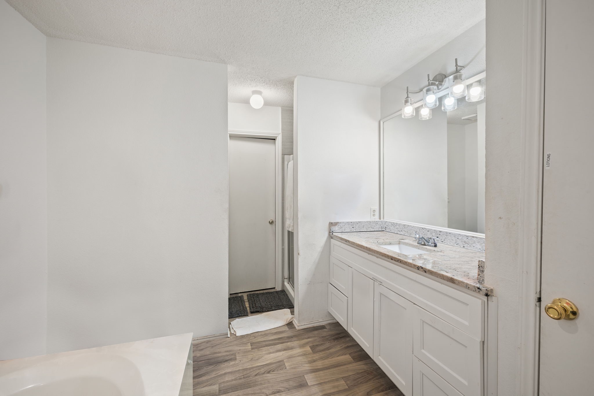 5108 Wolverton Court Garland TX 75043