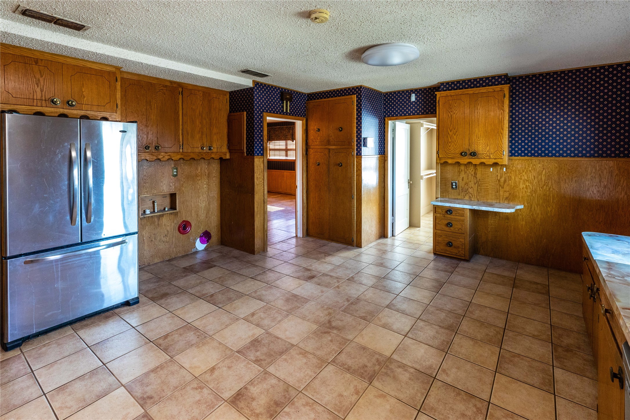 602 E Beauregard Street Rotan TX 79546