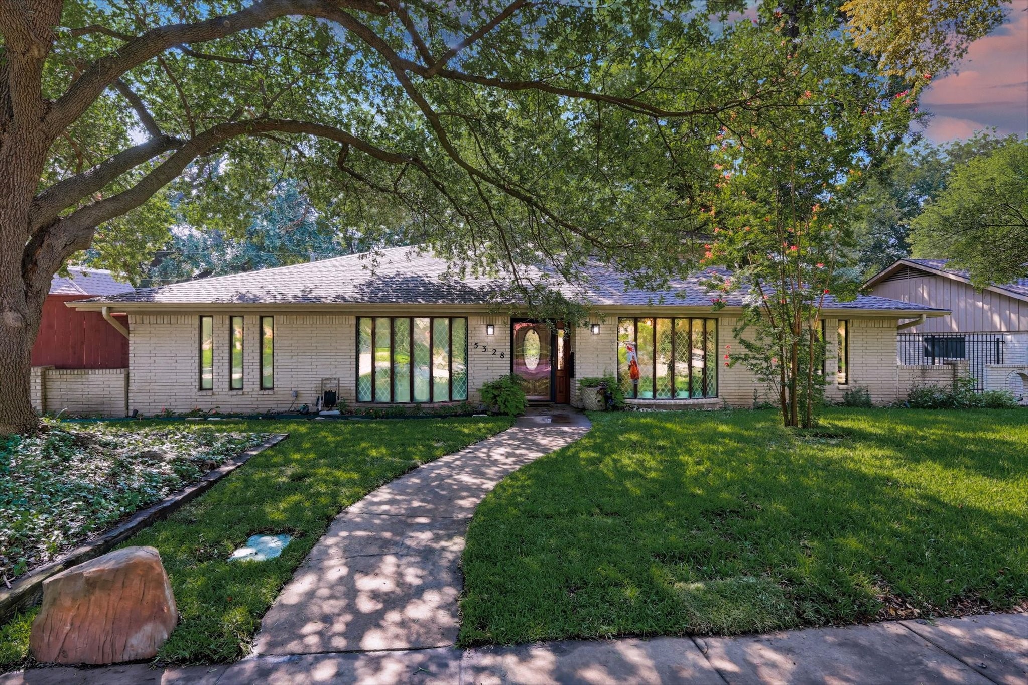 5328 Everglade Road Dallas TX 75227