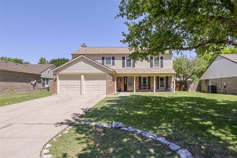 2314 Warwick Avenue Grand Prairie TX 75052