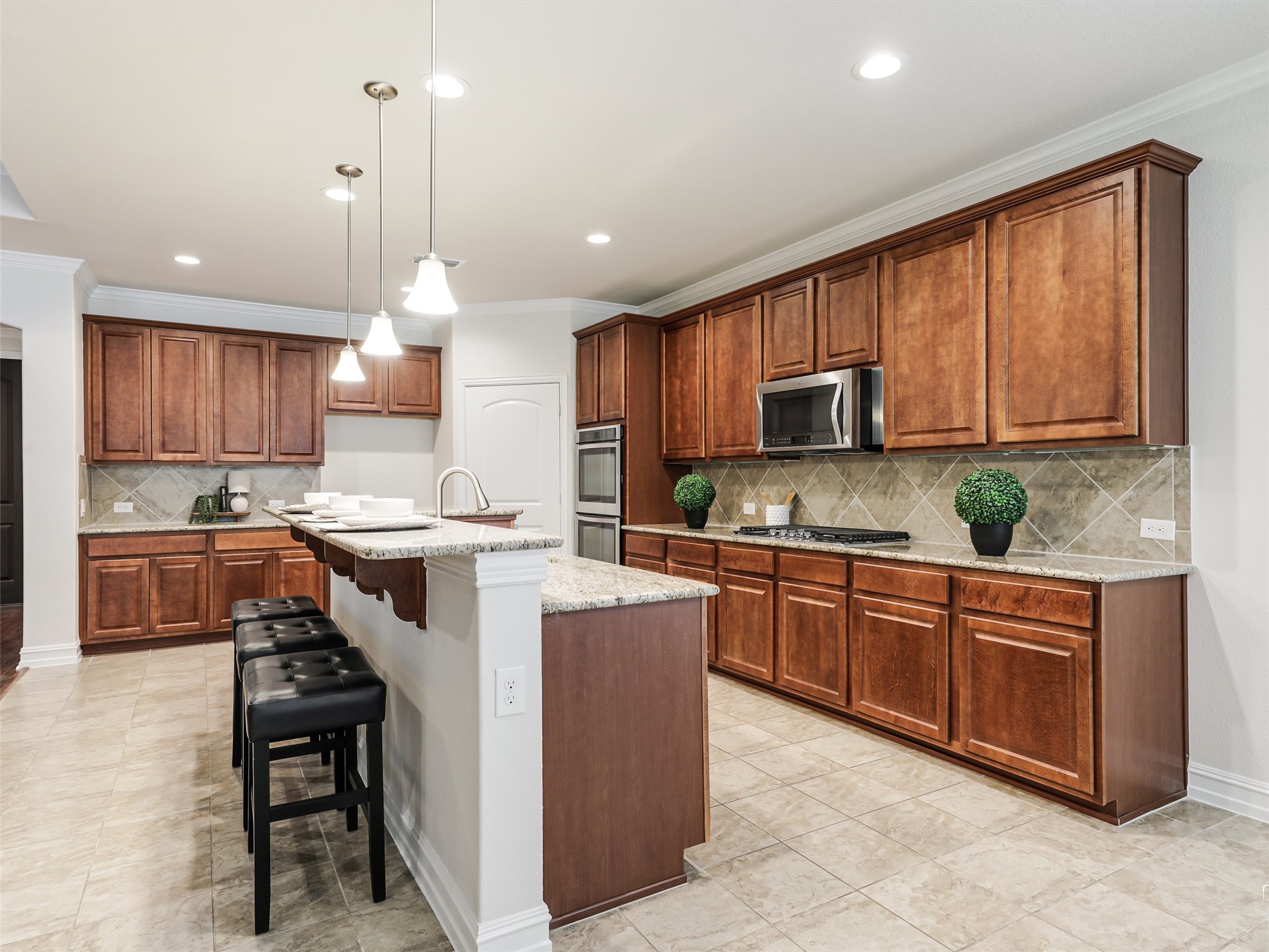 2464 Luna Vista Lane Frisco TX 75036