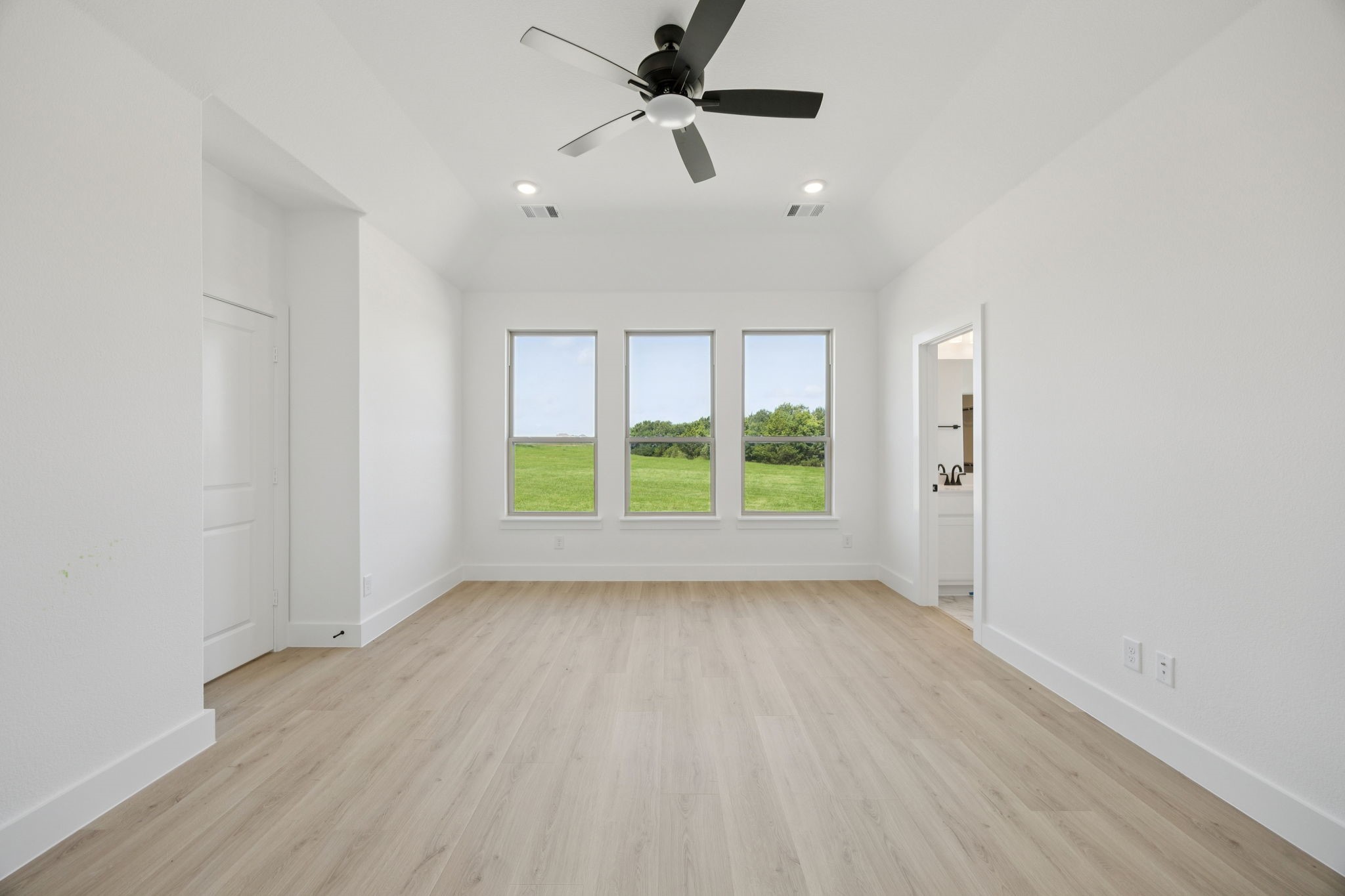 108 Paradise Cove Waxahachie TX 75165