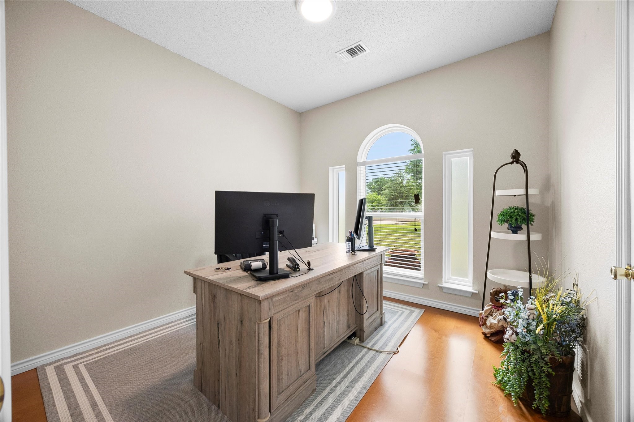 303 Anita Lane Waxahachie TX 75165