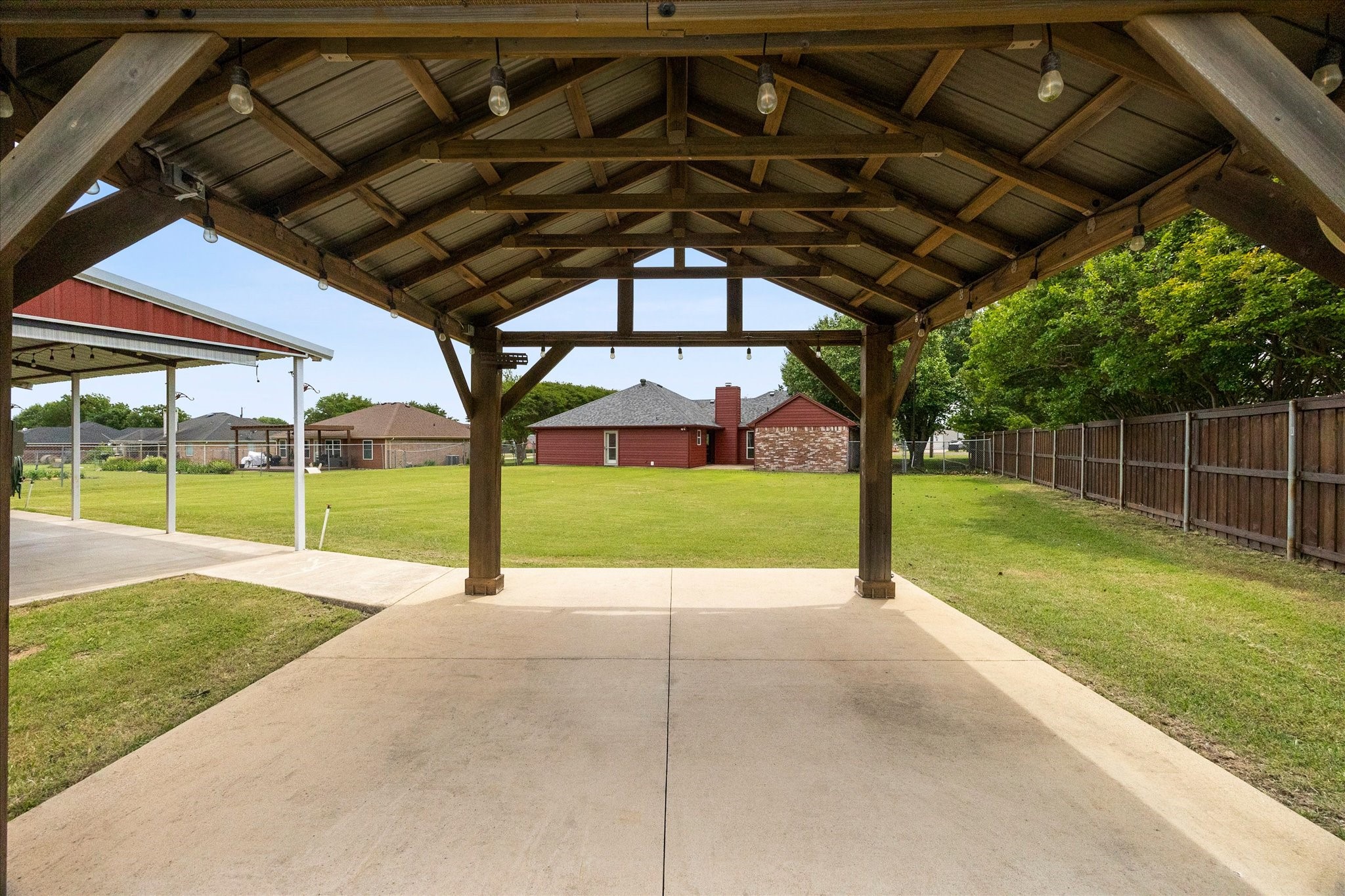 303 Anita Lane Waxahachie TX 75165