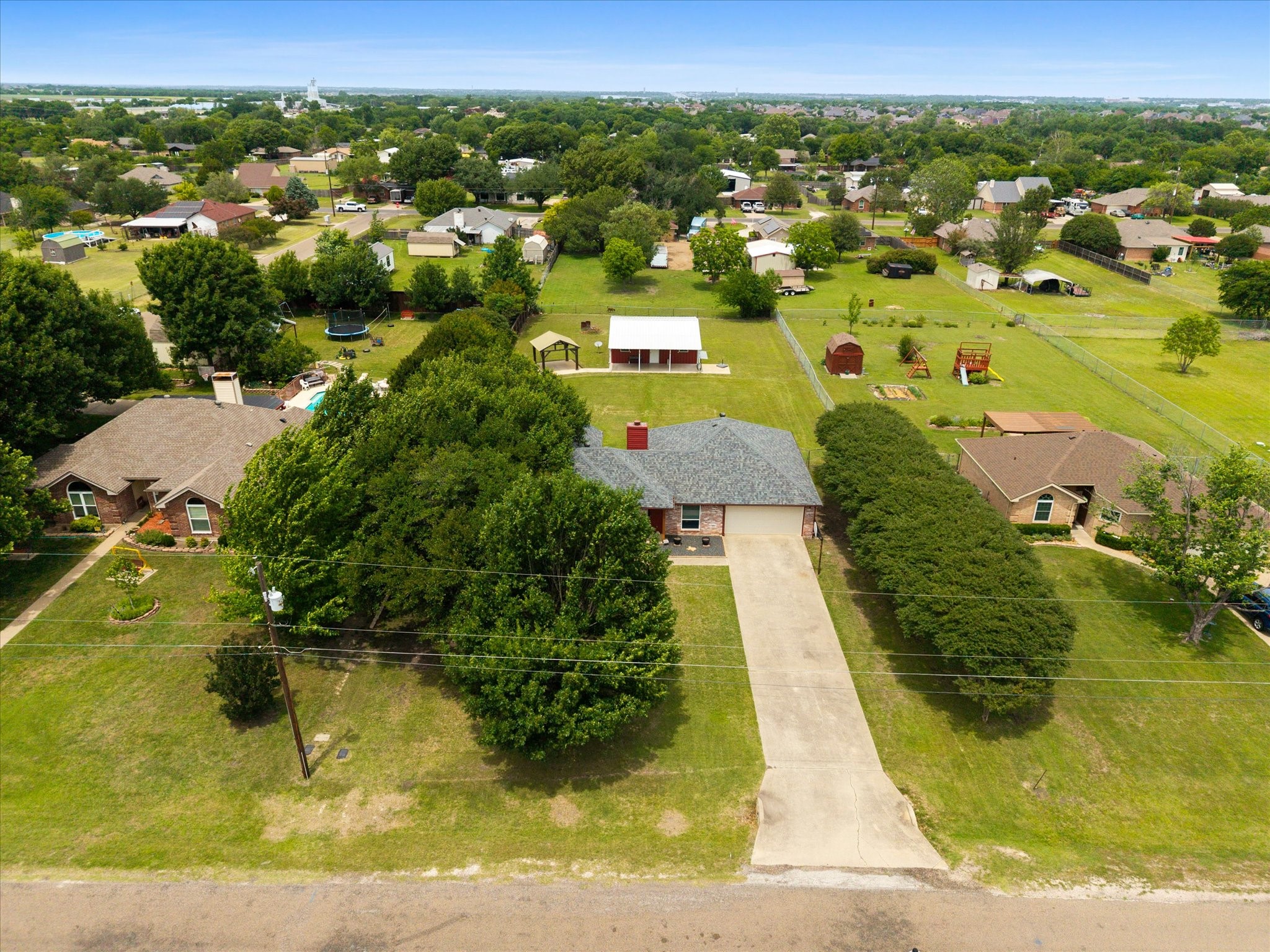 303 Anita Lane Waxahachie TX 75165