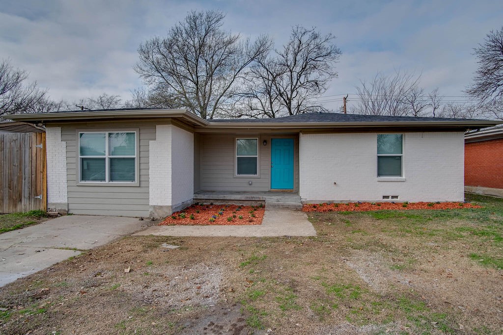 1417 Richard Street Mesquite TX 75149