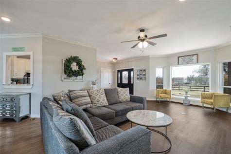 823 Frenchtown Road Argyle TX 76226