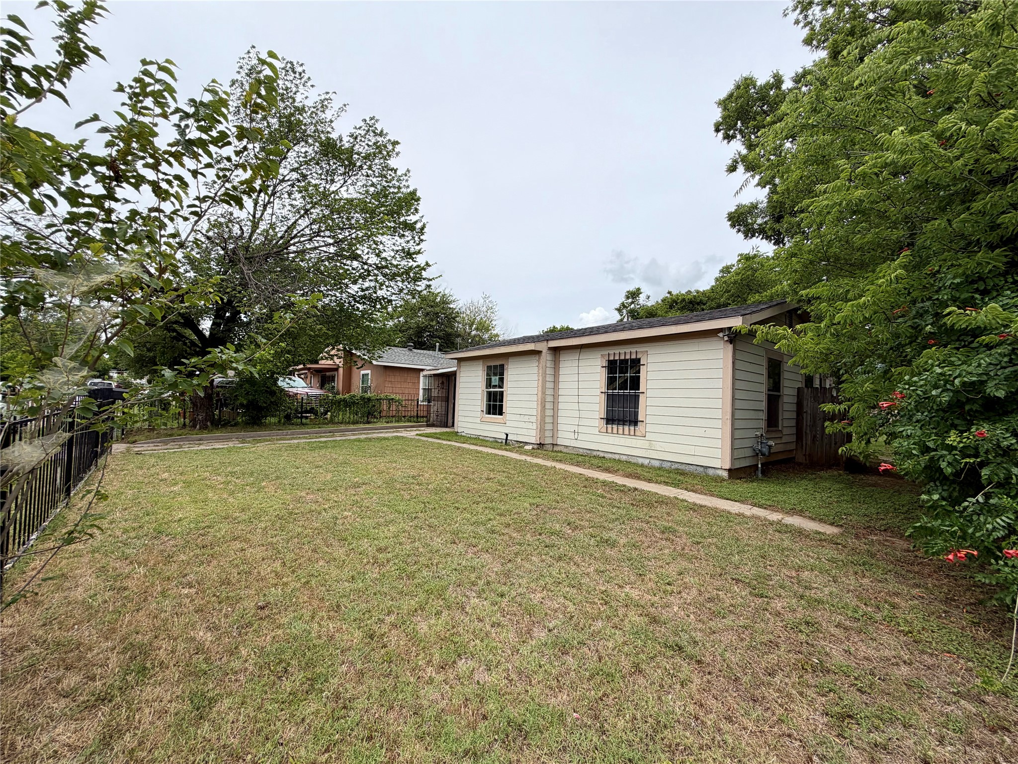 4117 Wiman Drive Fort Worth TX 76119