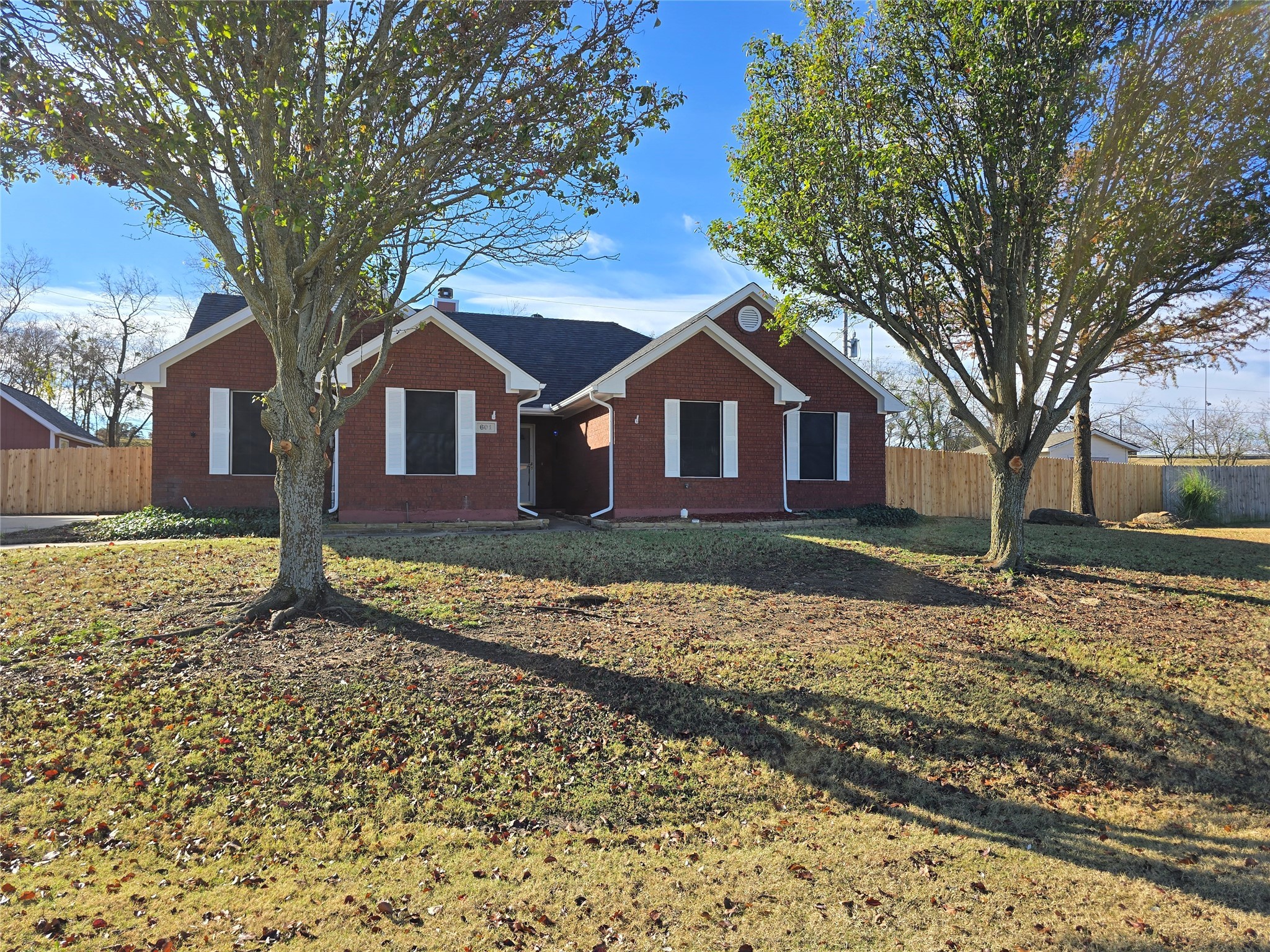 601 Preston Glen Gunter TX 75058