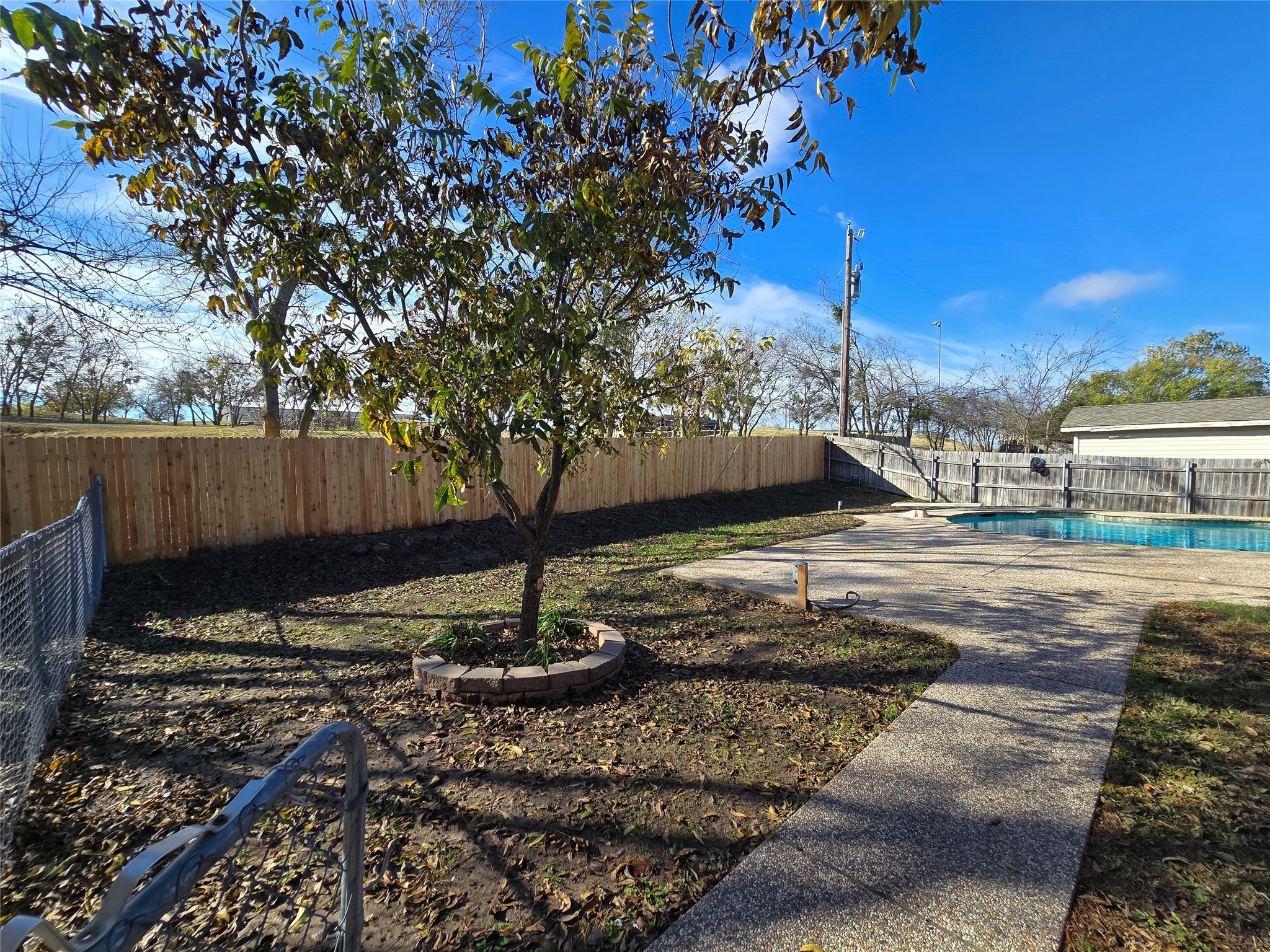 601 Preston Glen Gunter TX 75058