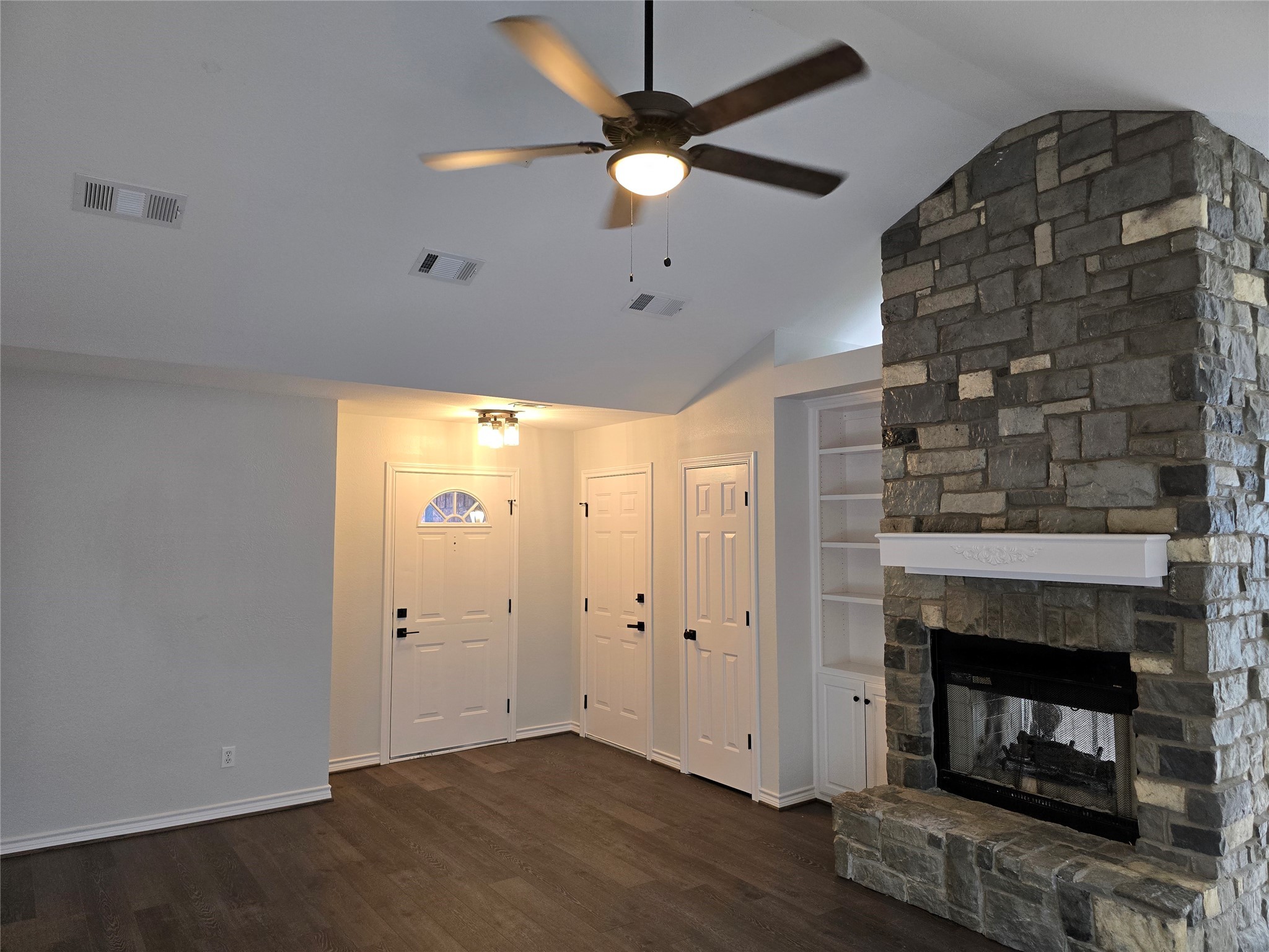 601 Preston Glen Gunter TX 75058