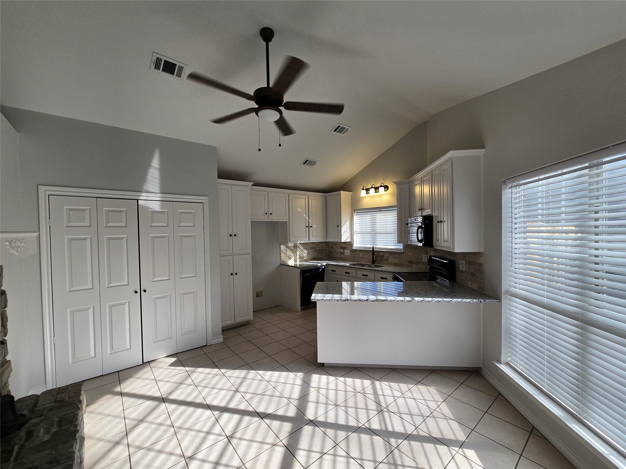 601 Preston Glen Gunter TX 75058
