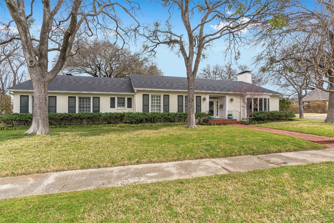 5239 Edmondson Avenue Dallas TX 75209