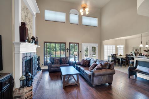 4240 Monroe Drive Midlothian TX 76065