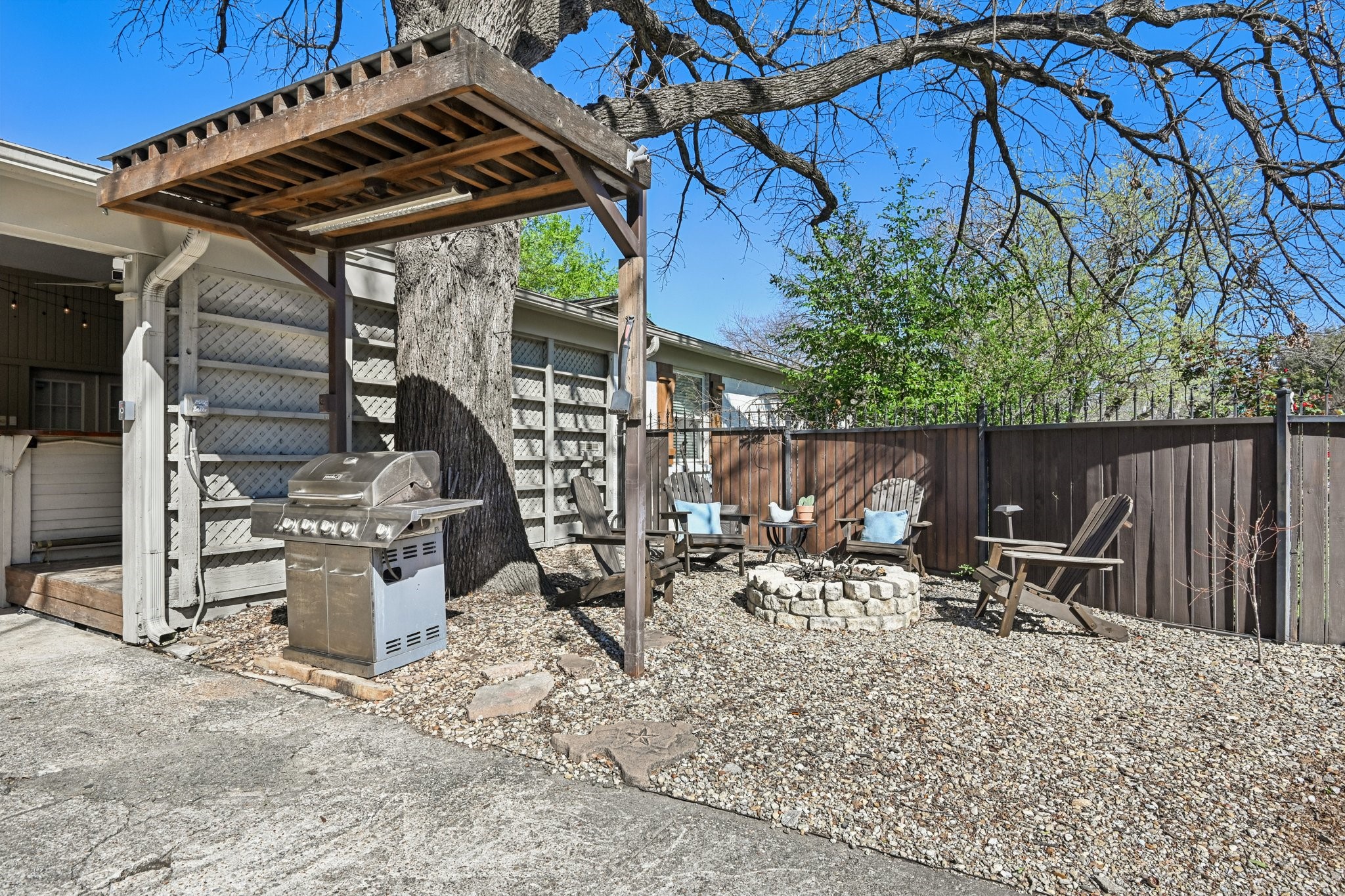 5401 Durham Avenue Fort Worth TX 76114