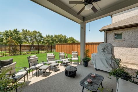 3126 Cliff Swallow Lane Arlington TX 76005