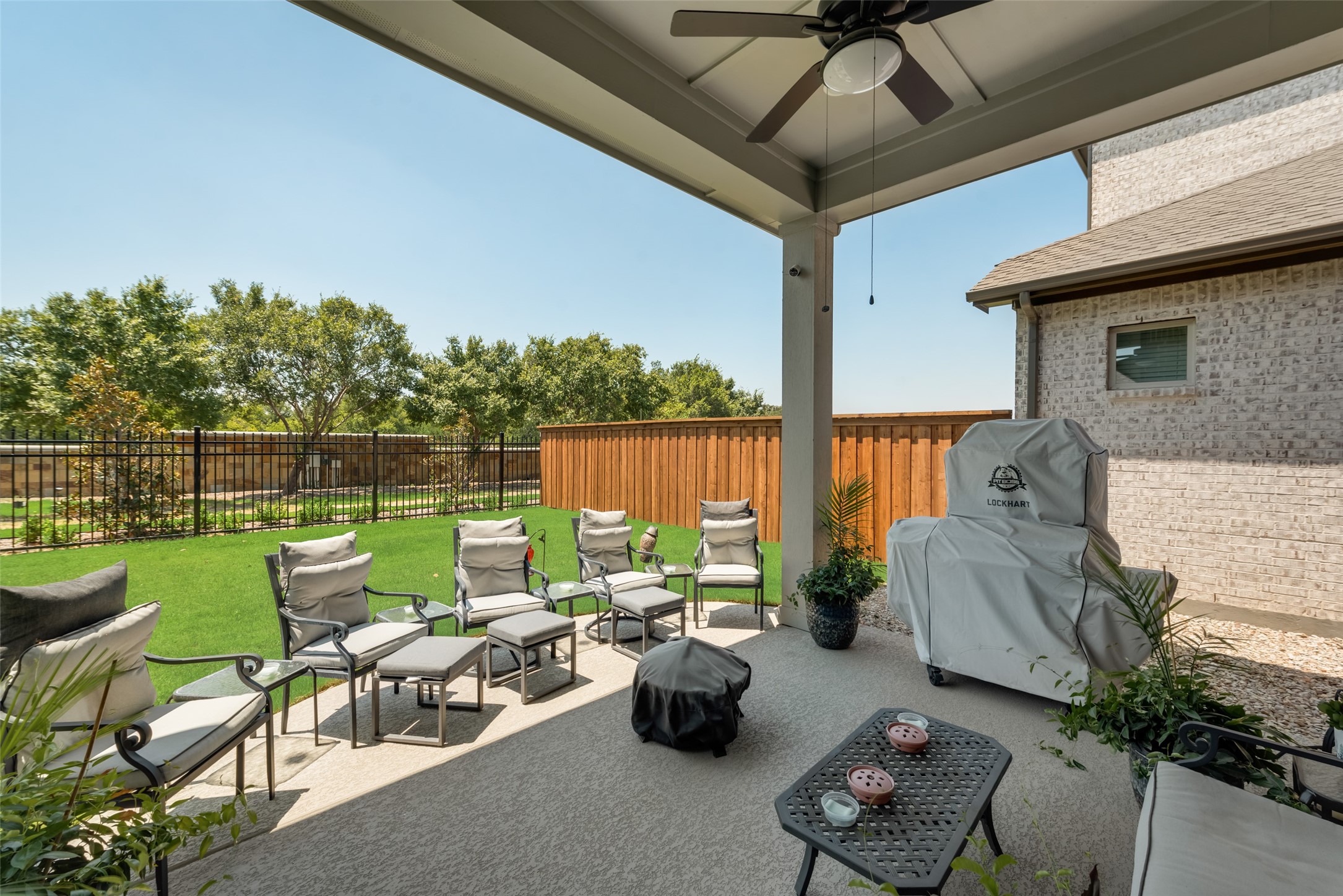 3126 Cliff Swallow Lane Arlington TX 76005