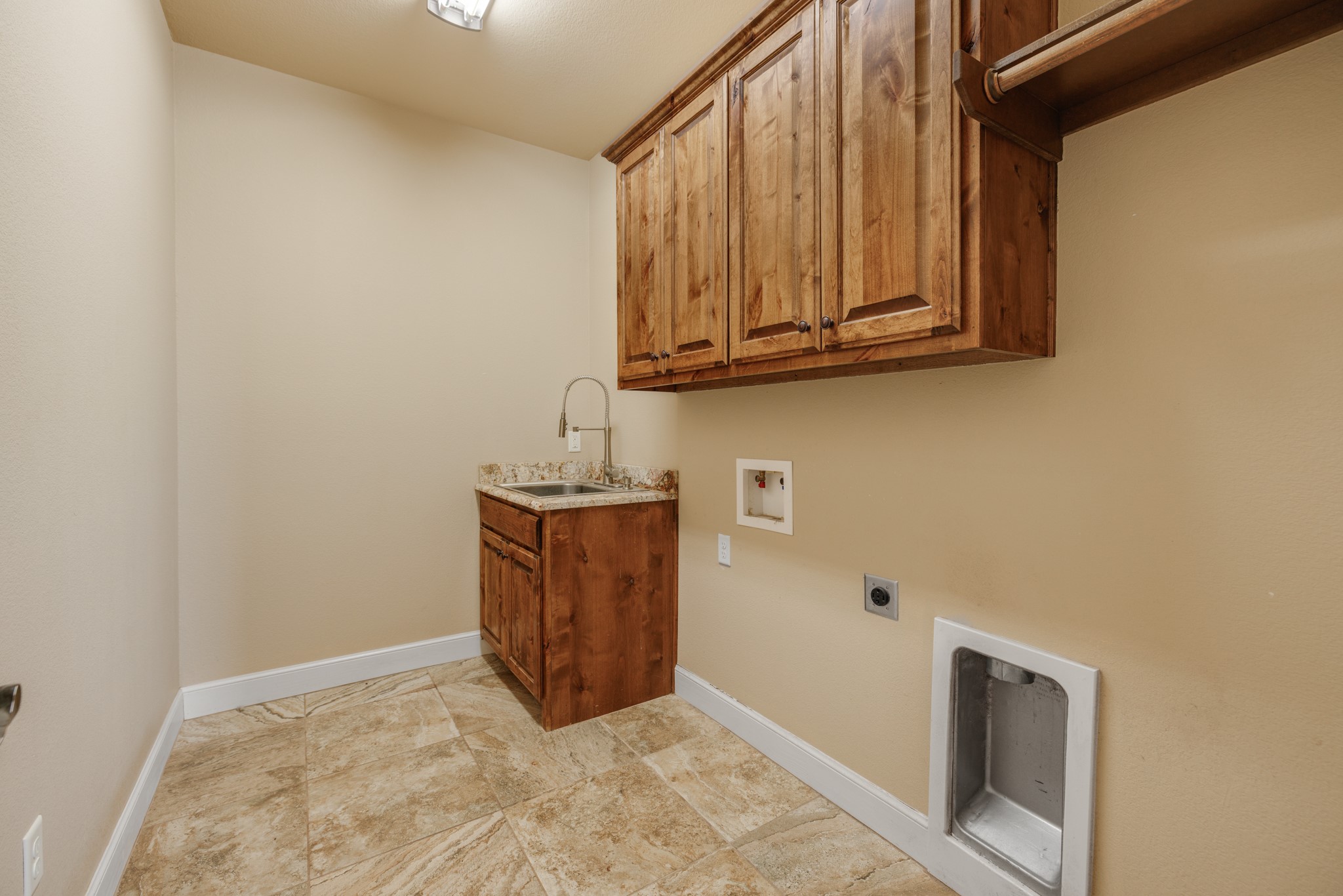 181 Cougar Run Tuscola TX 79562
