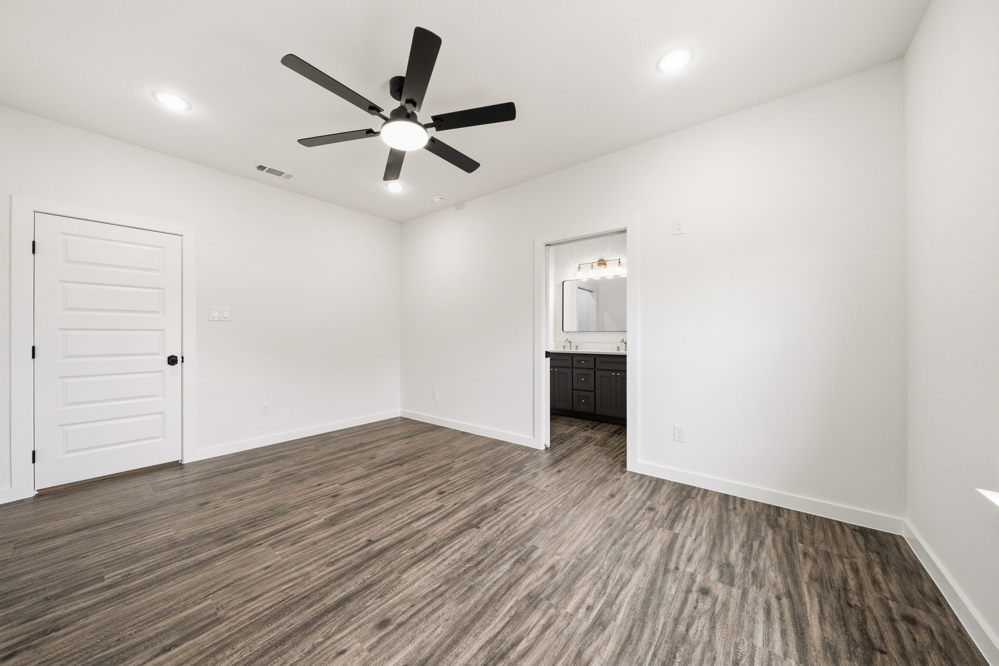 702 S Ivy Street Hillsboro TX 76645