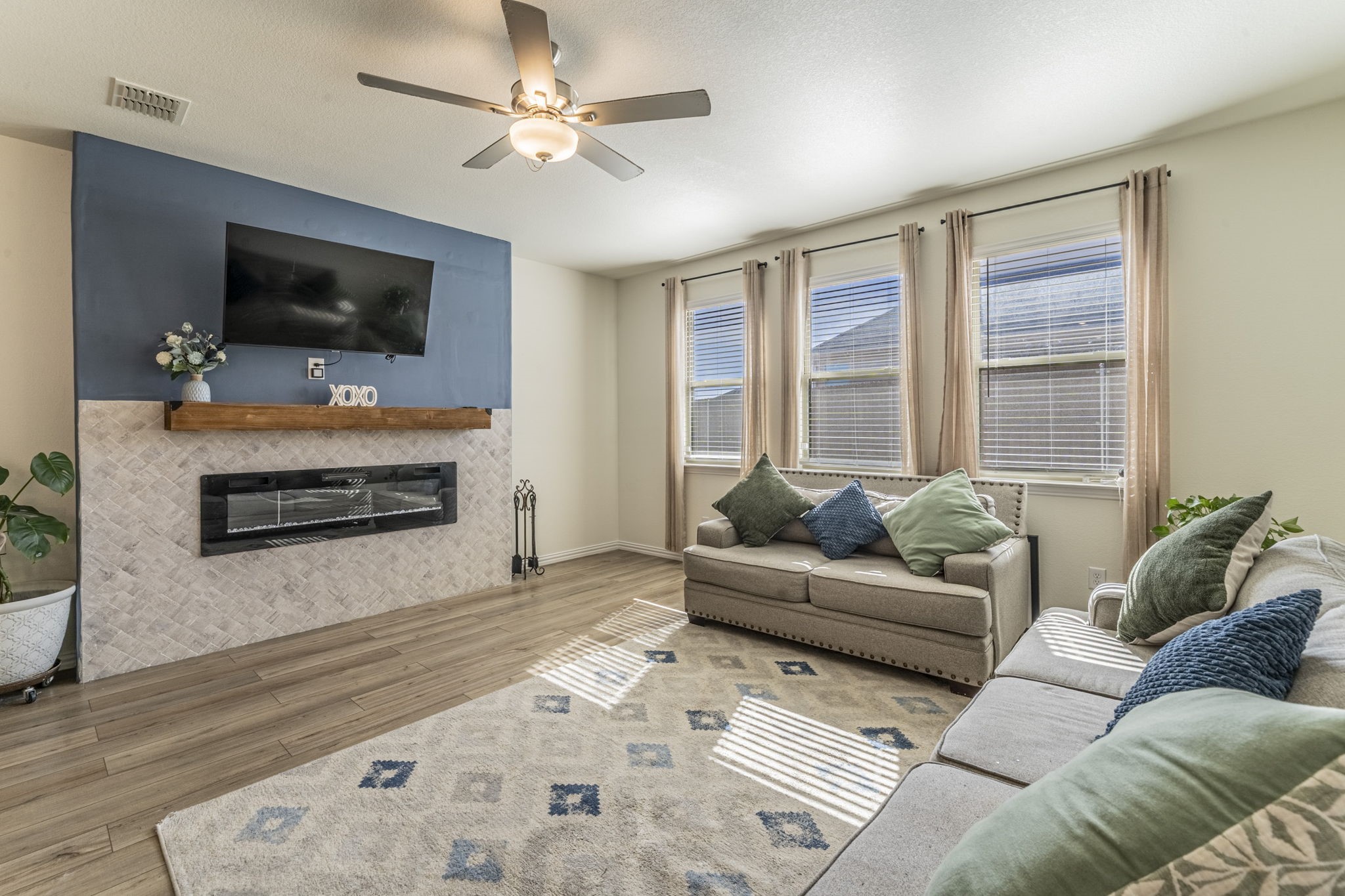 1240 Almond Road Azle TX 76020