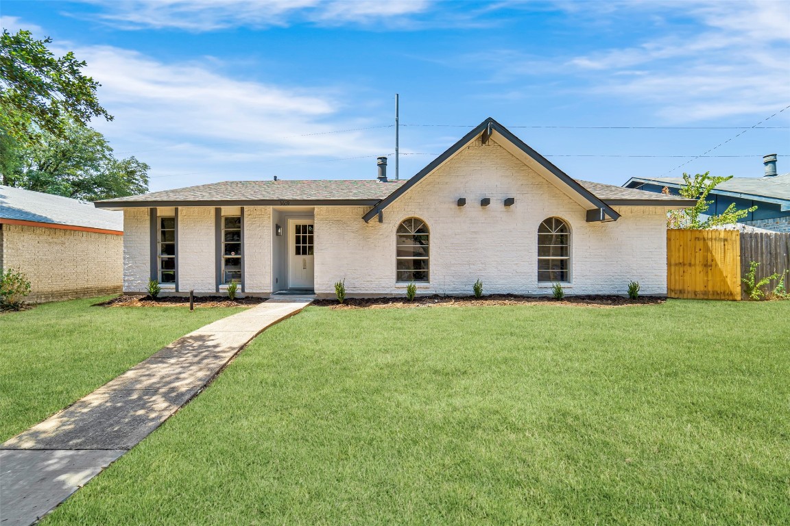 3609 S Elm Drive Grand Prairie TX 75052