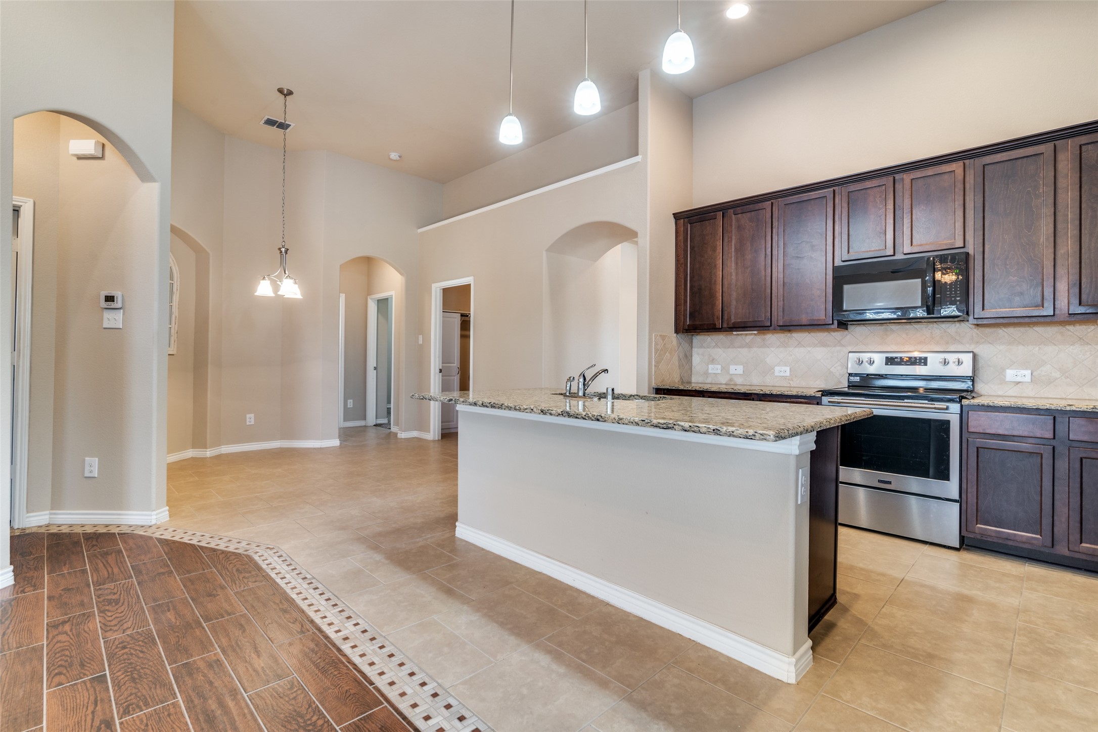 2400 Sabine Circle Royse City TX 75189
