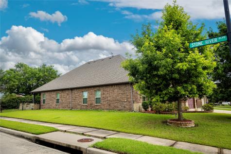 2400 Sabine Circle Royse City TX 75189