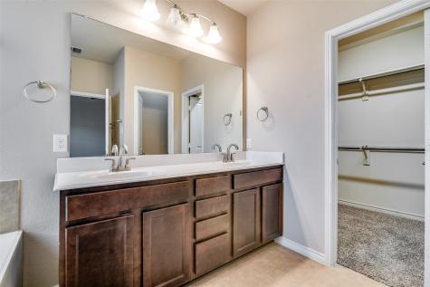 2400 Sabine Circle Royse City TX 75189