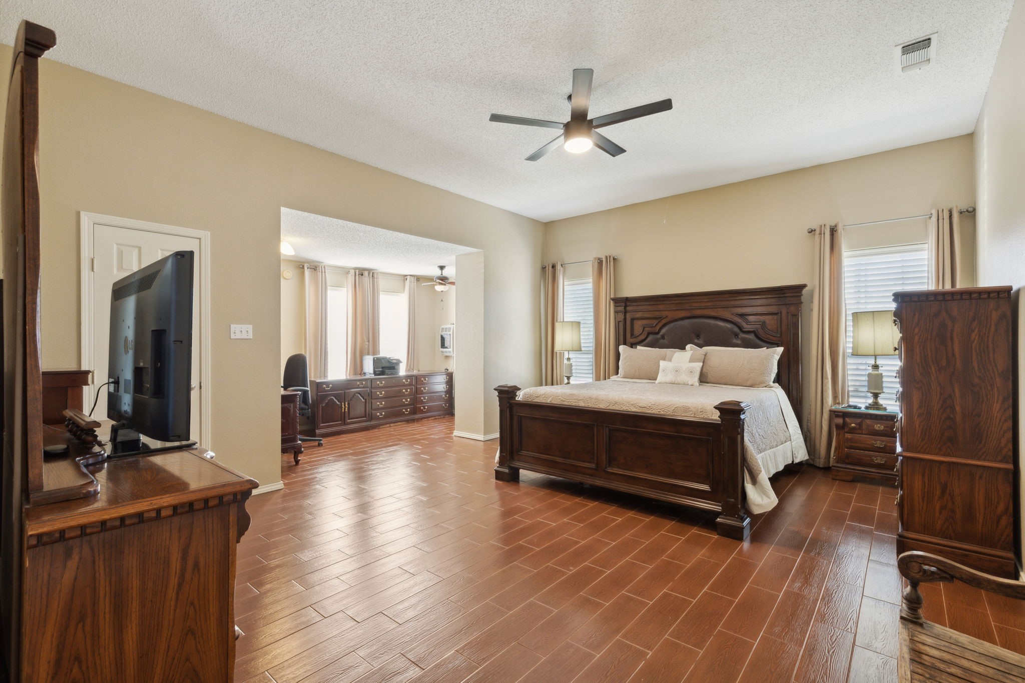 5646 County Road 2909 Dodd City TX 75438