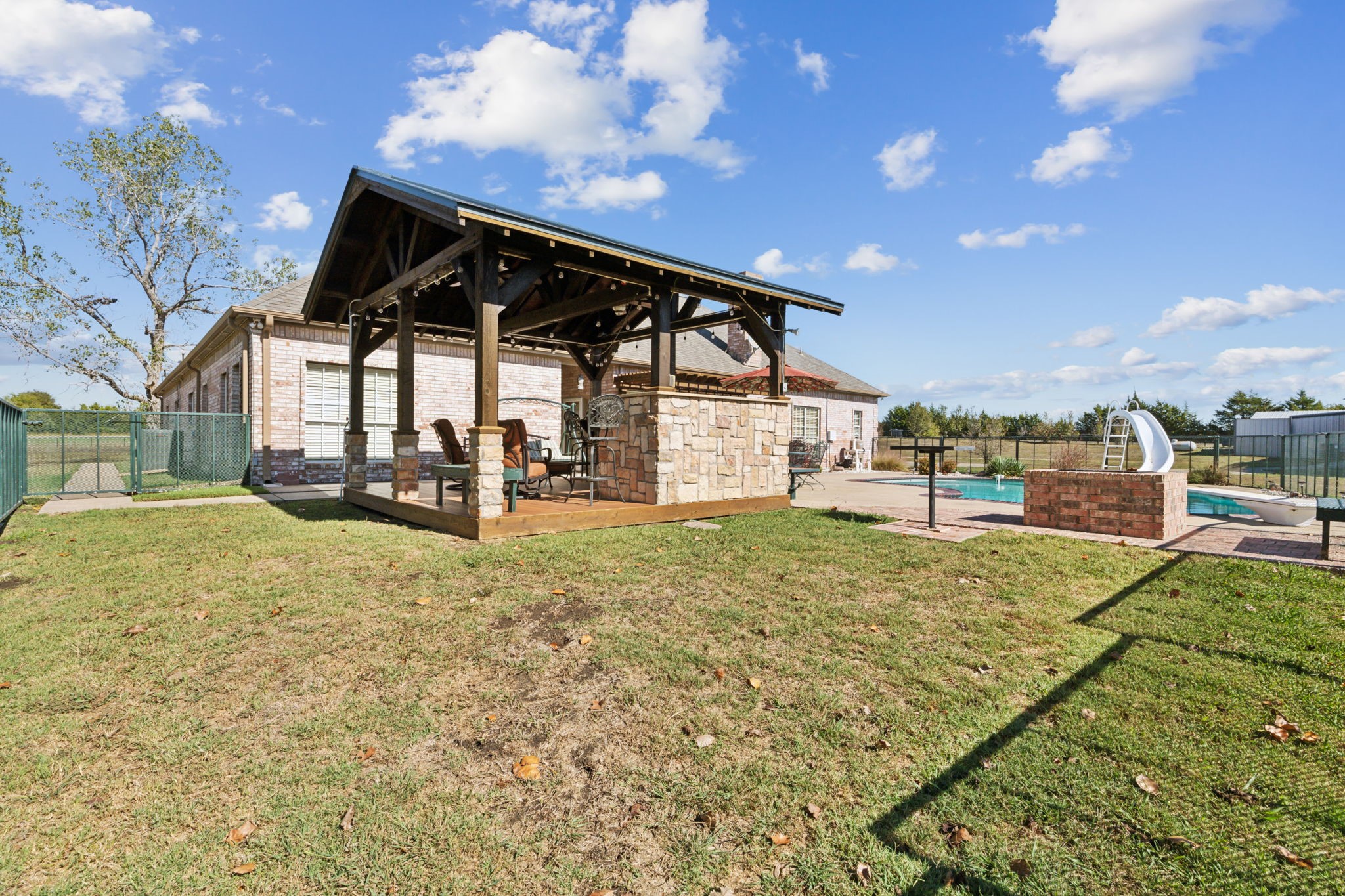5646 County Road 2909 Dodd City TX 75438