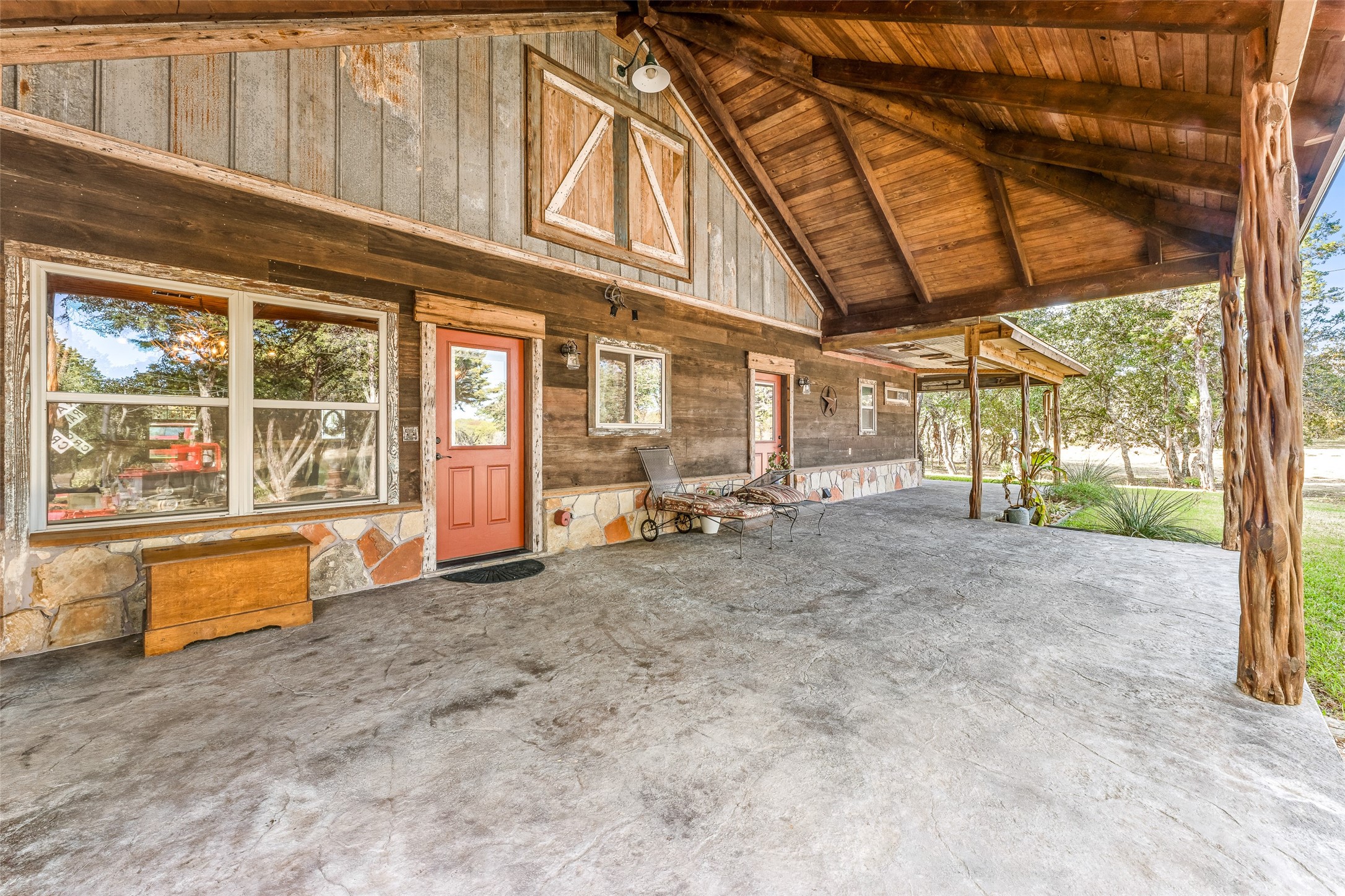 2113 County Road 2012 Glen Rose TX 76058